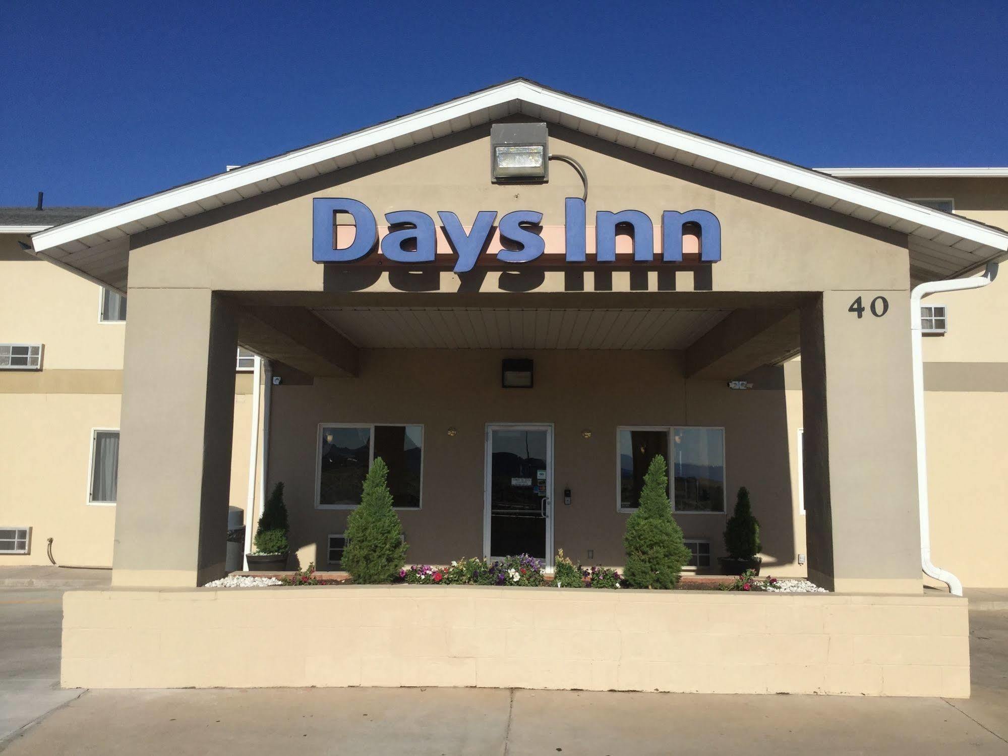 Days Inn By Wyndham Hurricane/Zion National Park Area Dış mekan fotoğraf
